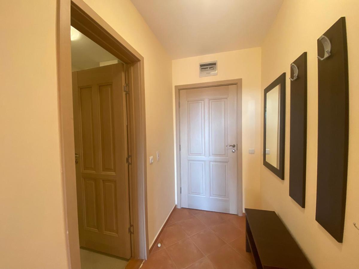 Kalia B23 One Bedroom Apartment Pantai Sunny Bagian luar foto